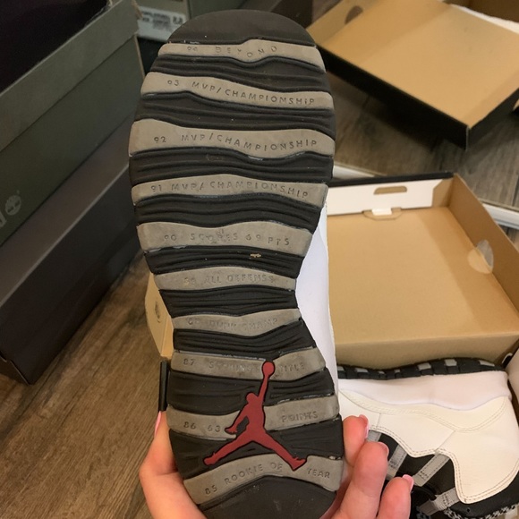 Jordan Steel 10 - Picture 4 of 5